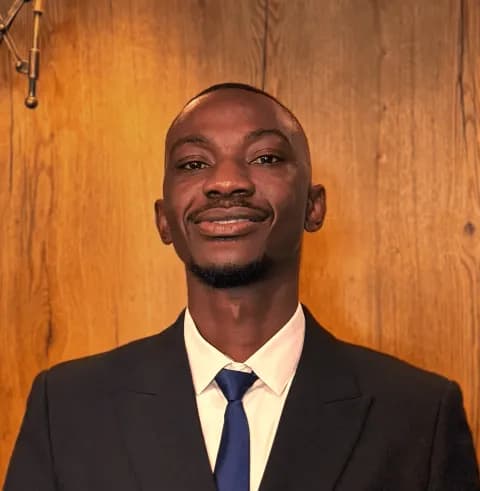 Jordan Simon, Co-founder, finance and accounting of Silosset